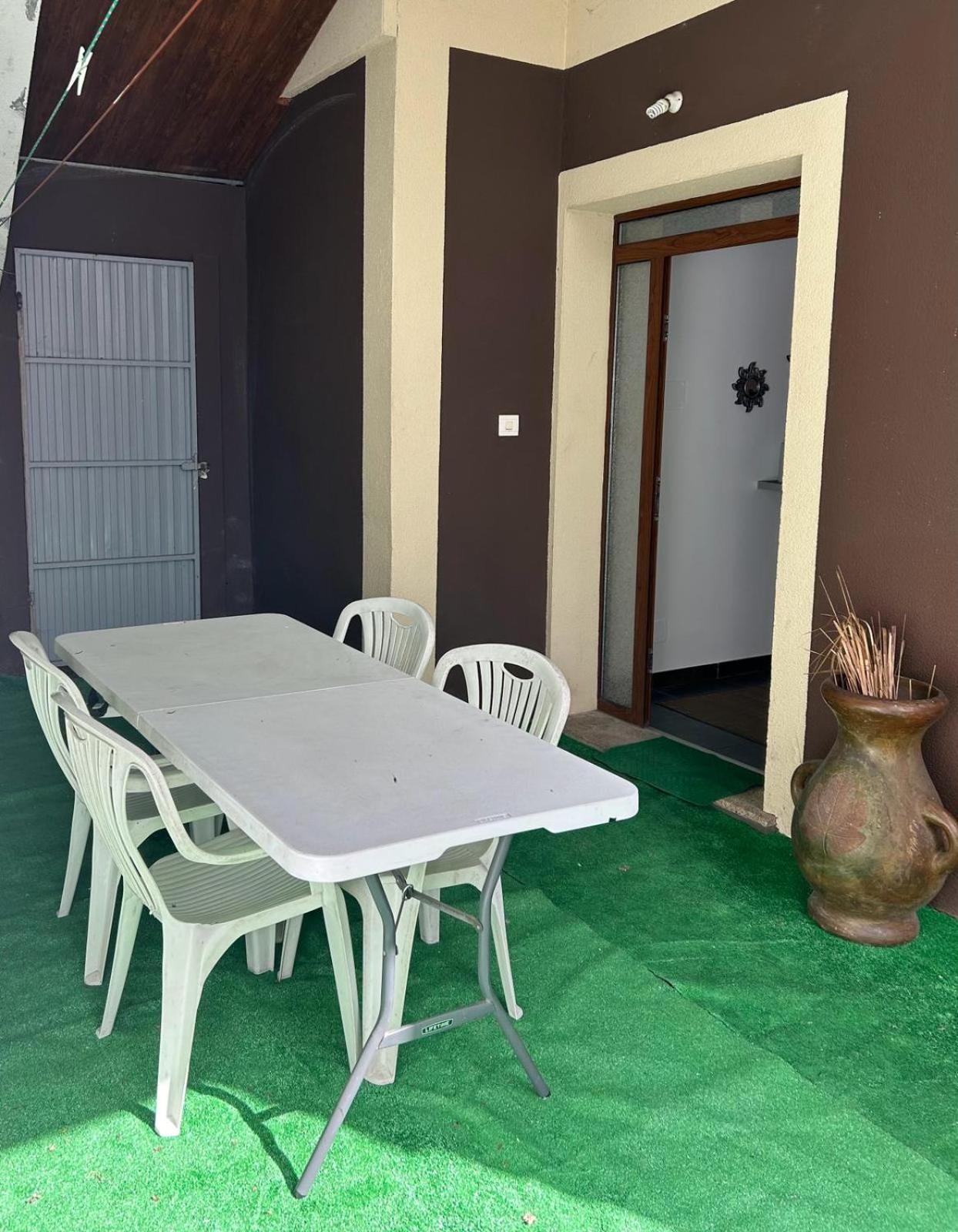 Bajo Casa En Moana Villa ภายนอก รูปภาพ